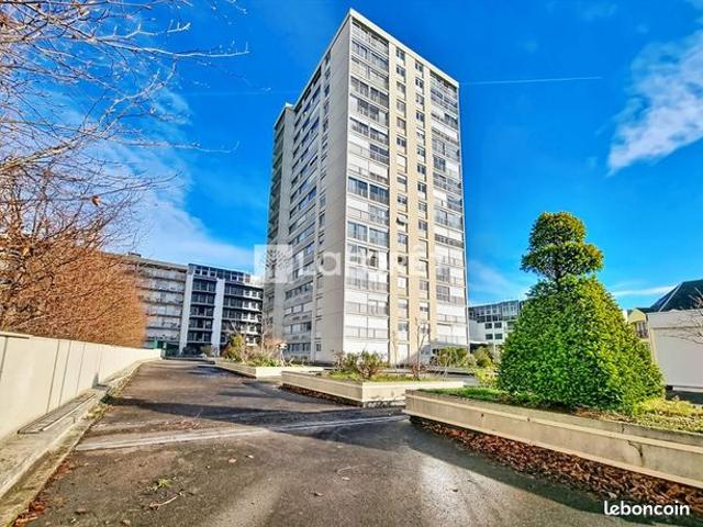 Appartement 3 pièces 111 m²