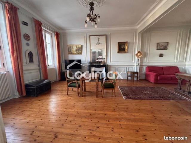 Appartement 3 pièces 111 m²