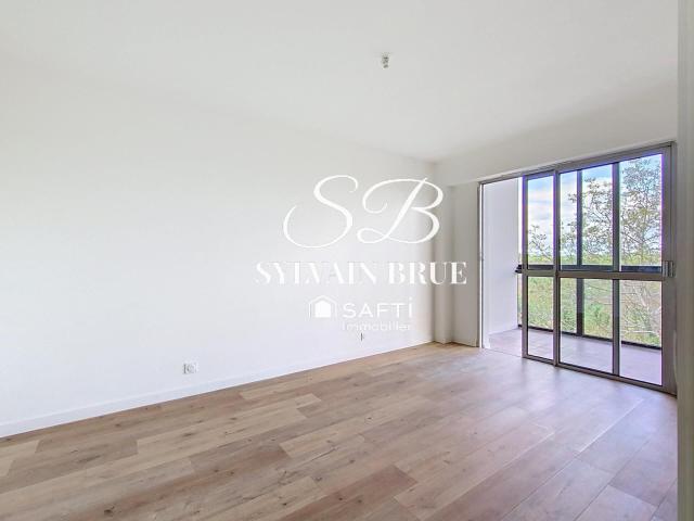 Appartement 3 pièces, 111 m² à louer à Lauzerte 82110