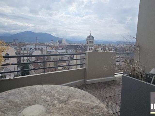 Appartement 3 pièces 112 m²