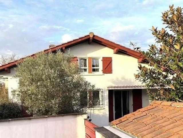Appartement 3 pièces 112 m²