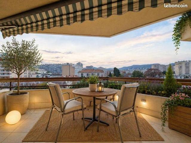 Appartement 3 pièces 112 m²