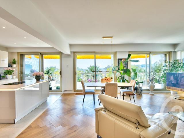 Appartement 3 pièces 112 m²