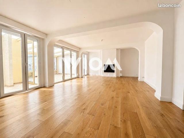 Appartement 3 pièces 112 m²