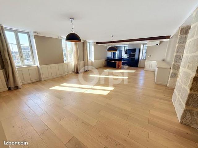 Appartement 3 pièces 113 m²