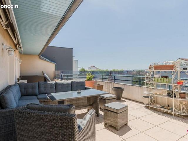 Appartement 3 pièces 114 m²