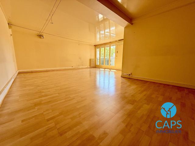 Appartement 3 pièces 115 m²