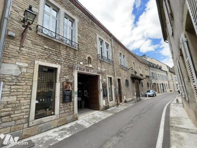 Appartement 3 pièces 115 m²