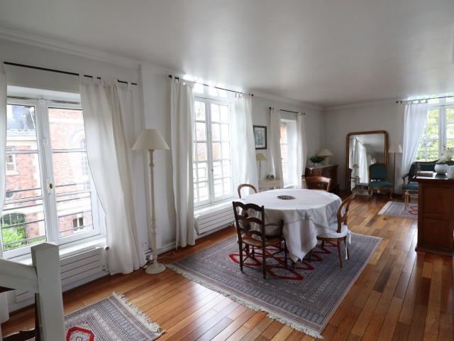 Appartement 3 pièces 117 m²