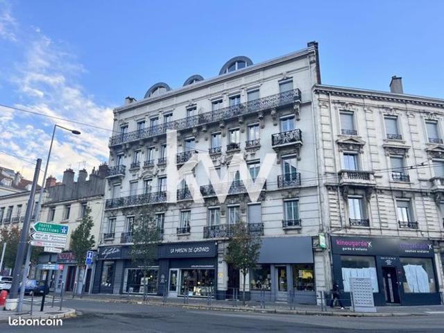 Appartement 3 pièces 117 m²