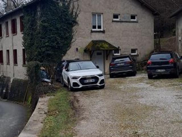 Appartement 3 pièces, 117 m² à louer à Virieu le Grand 01510