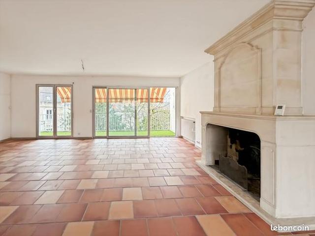 Appartement 3 pièces 120 m²