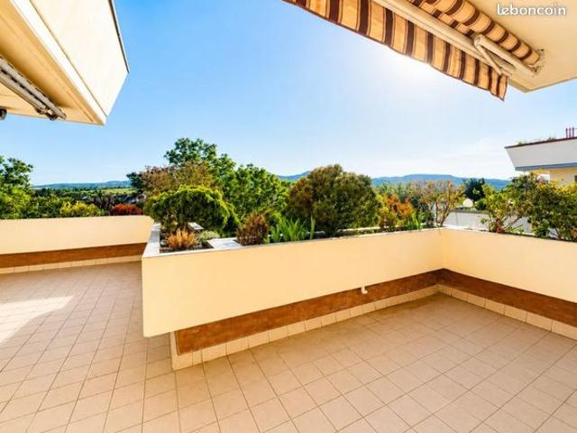 Appartement 3 pièces 120 m²