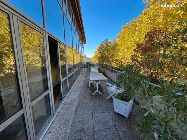 Appartement 3 pièces 121 m²