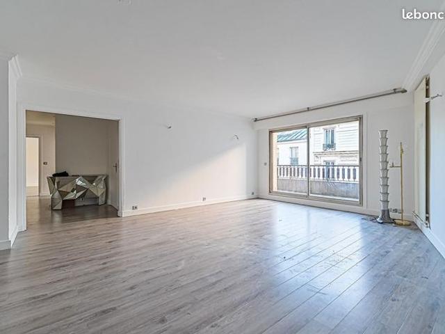 Appartement 3 pièces 121 m²