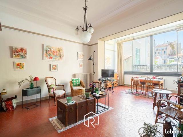 Appartement 3 pièces 121 m²