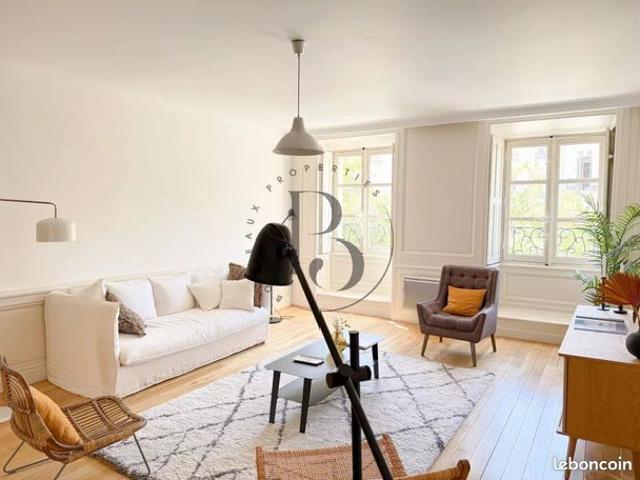 Appartement 3 pièces 121 m²