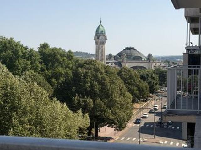 Appartement 3 pièces 122 m²