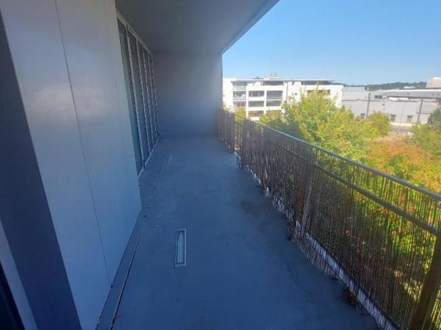 Appartement 3 pièces, 122 m² à louer à Bordeaux 33800