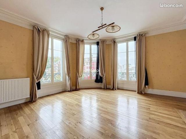 Appartement 3 pièces 123 m²