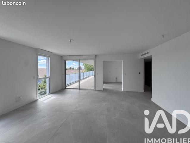Appartement 3 pièces 125 m²