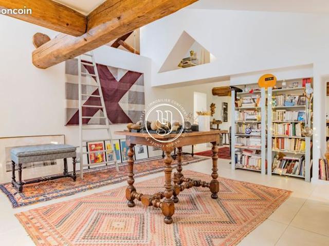 Appartement 3 pièces 127 m²