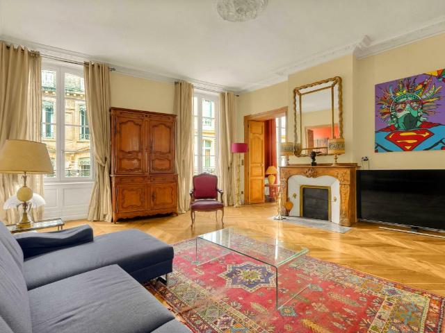 Appartement 3 pièces 129 m²