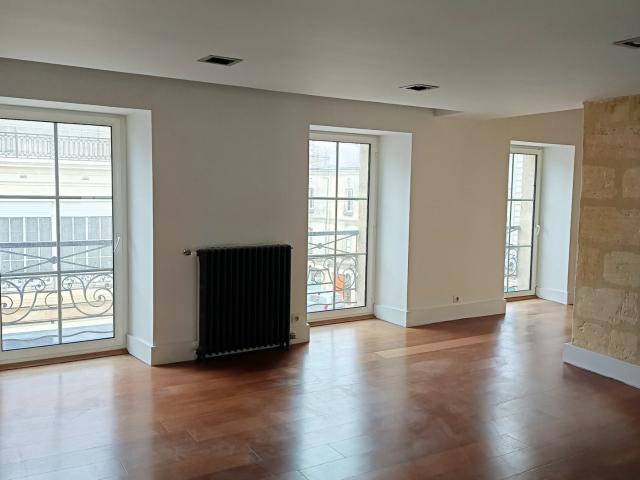 Appartement 3 pièces 130 m²