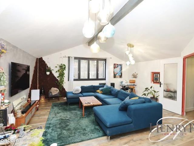 Appartement 3 pièces 134 m²