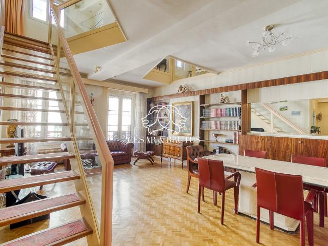 Appartement 3 pièces 135 m²