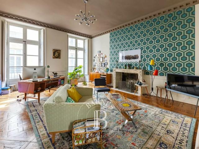 Appartement 3 pièces 136 m²