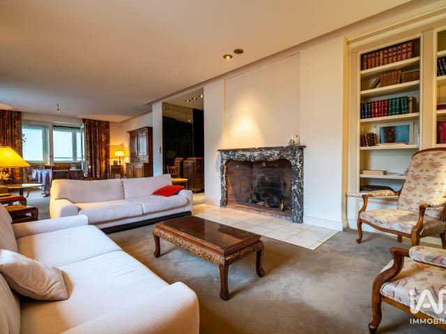 Appartement 3 pièces 154 m²