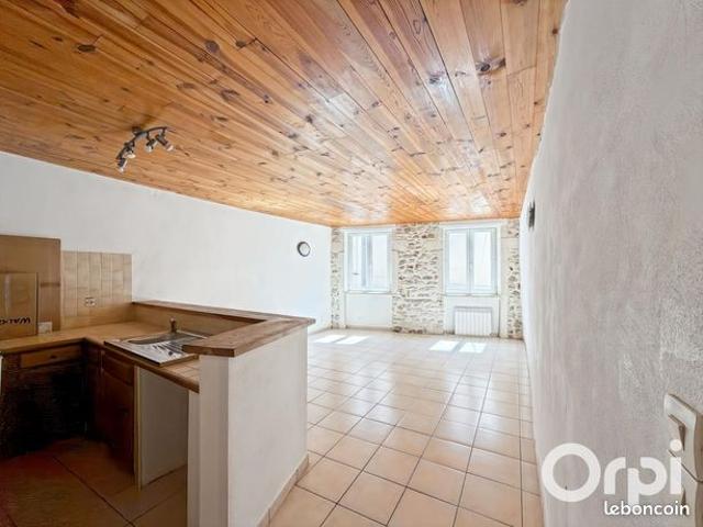 Appartement 3 pièces 154 m²