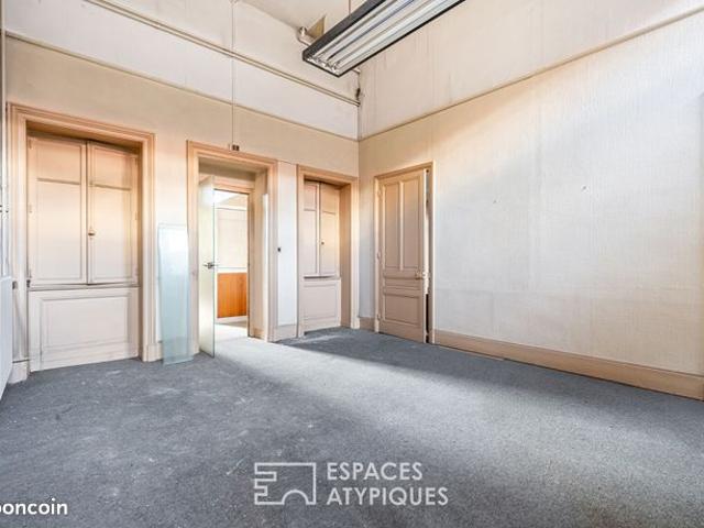 Appartement 3 pièces 155 m²
