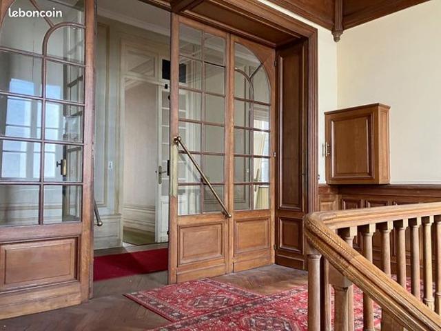 Appartement 3 pièces 161 m²