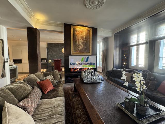 Appartement 3 pièces 165 m²