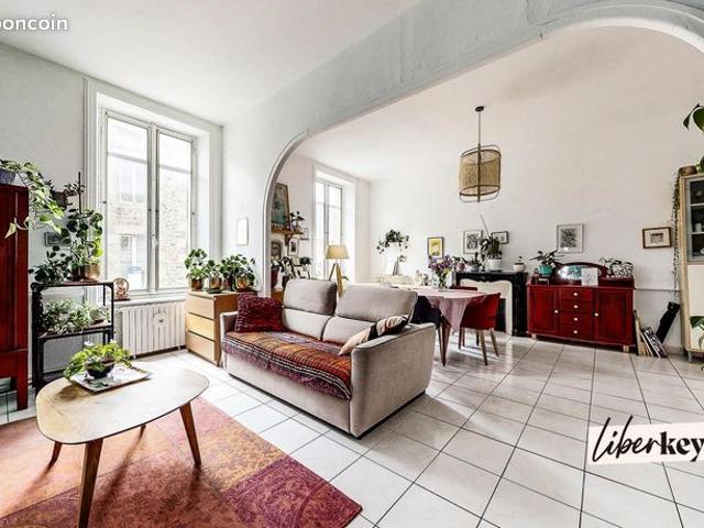 Appartement 3 pièces 128 m²