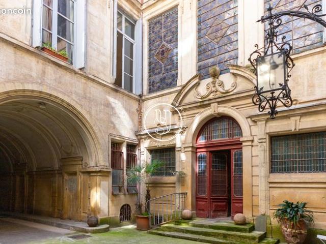 Appartement 3 pièces 177 m²