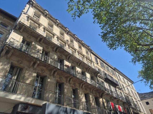Appartement 3 pièces 184 m²