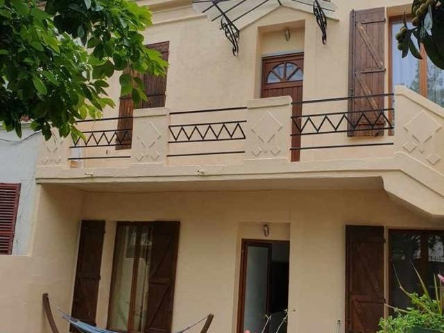 Appartement 3 pièces 1er étage LA SEYNE SUR MER 83