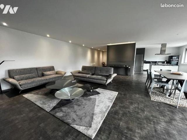 Appartement 3 pièces 200 m²