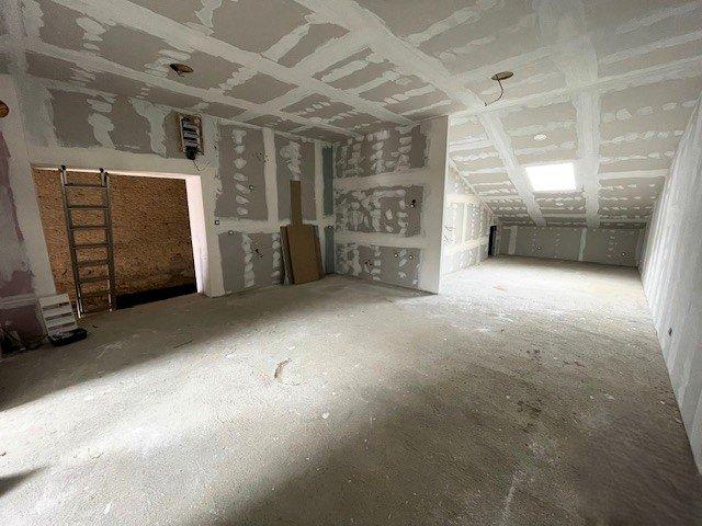 Appartement 3 pièces 220 m²