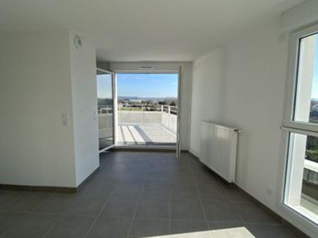 Appartement 3 pièces 2 m²