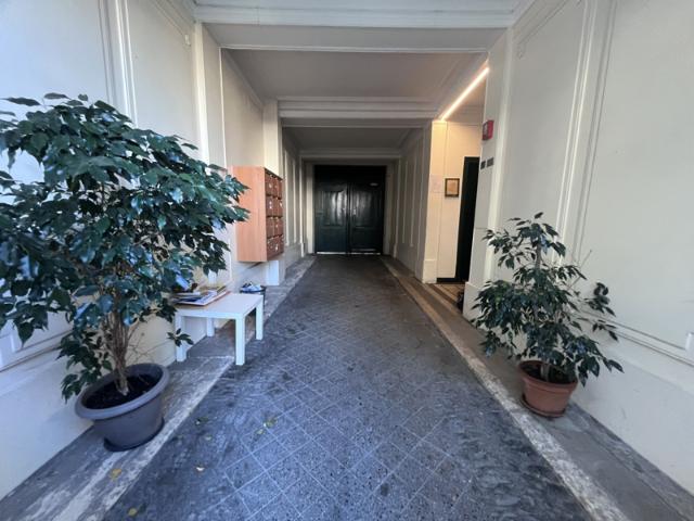 Appartement 3 pièces 2 mn métro mairie
