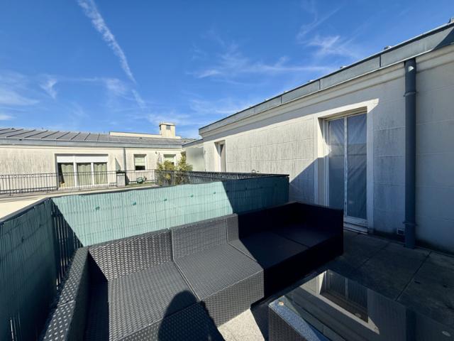 Appartement 3 pièces 2 chambres avec terrasse 2 parking