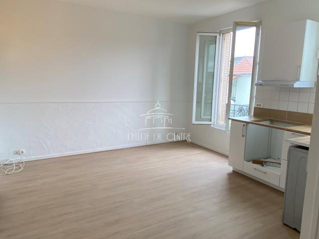 Appartement 3 pièces Villeneuve le Roi