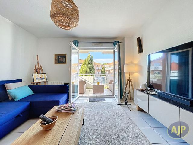 Appartement T3 La Hume avec ascenseur, parking sous sol et piscine