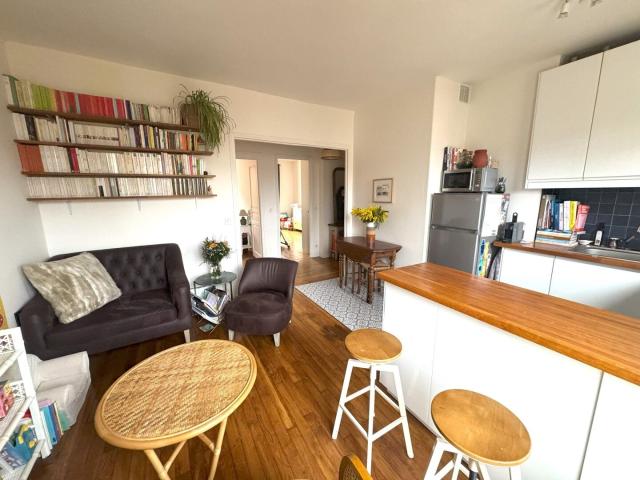 APPARTEMENT 3 PIECES A LA VUE DEGAGEE