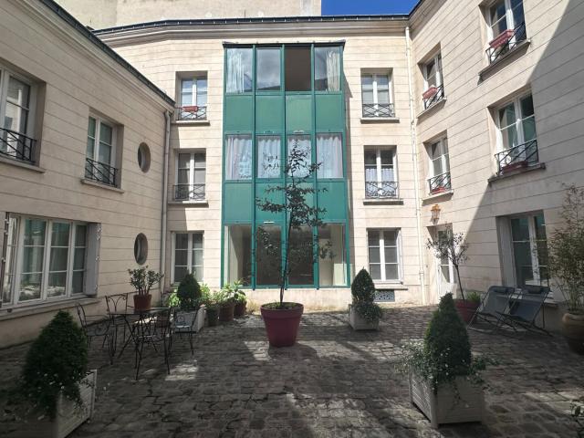 Appartement 3 pièces à louer au dernier étage Centre ville de Saint Germain en Laye