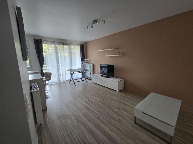 Appartement 3 pièces à louer à Corbeil Essonnes Réf 17182